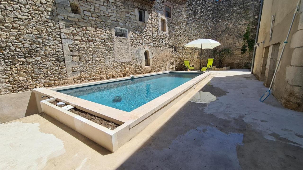 Céreste La Maison Bleue מראה חיצוני תמונה