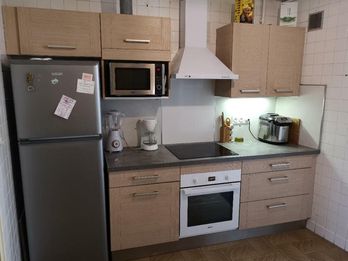 Céreste La Maison Bleue מראה חיצוני תמונה