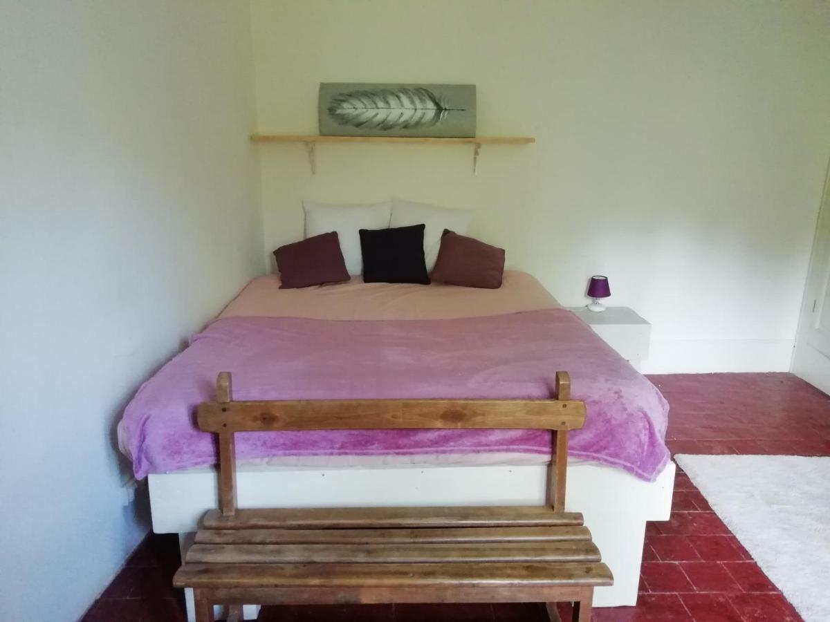 Céreste La Maison Bleue מראה חיצוני תמונה